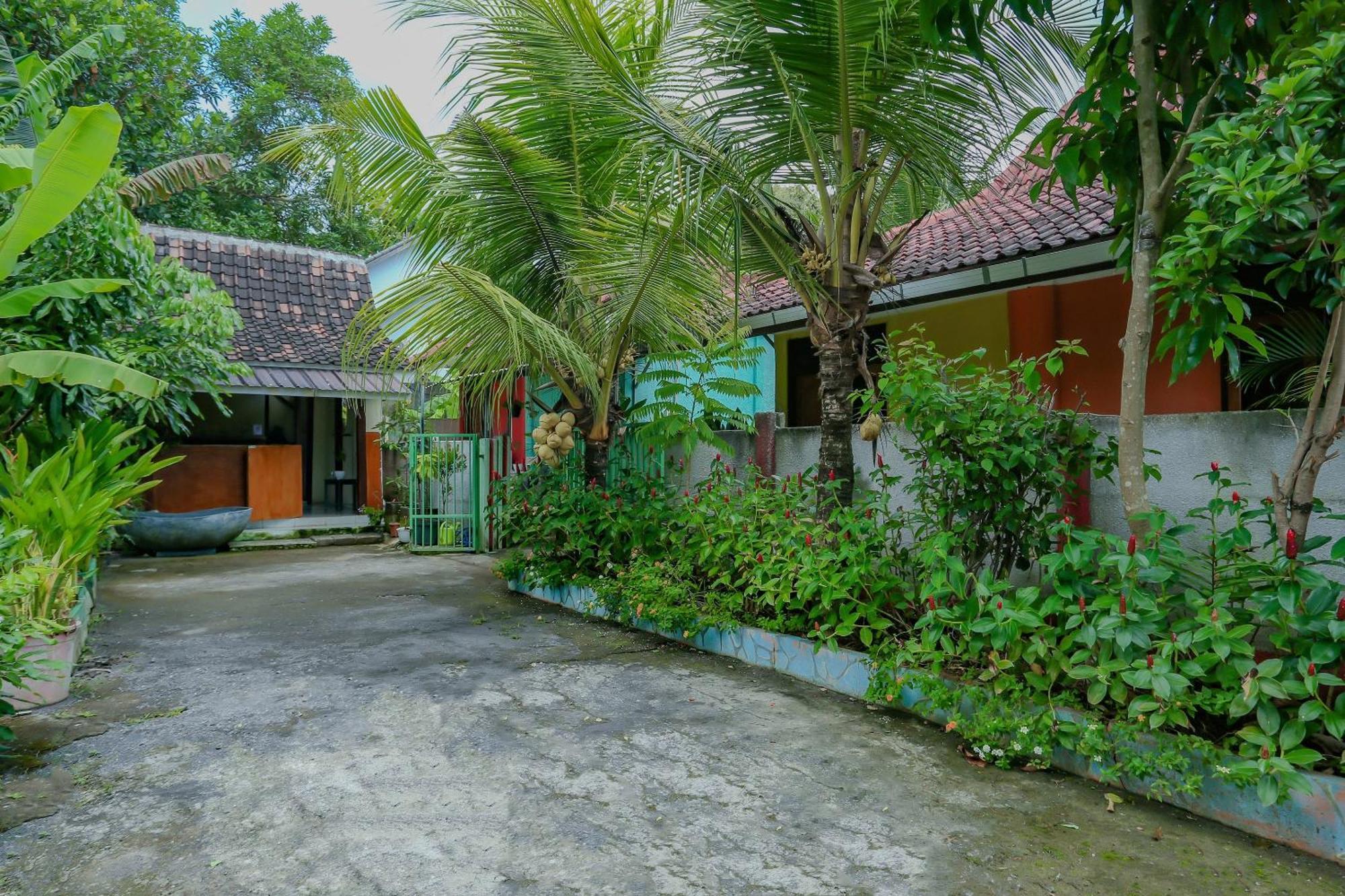 Oyo Life 90301 Hidden Village Uluwatu Jimbaran Eksteriør bilde